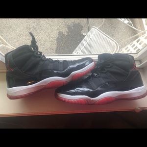Air Jordan 11 Bred